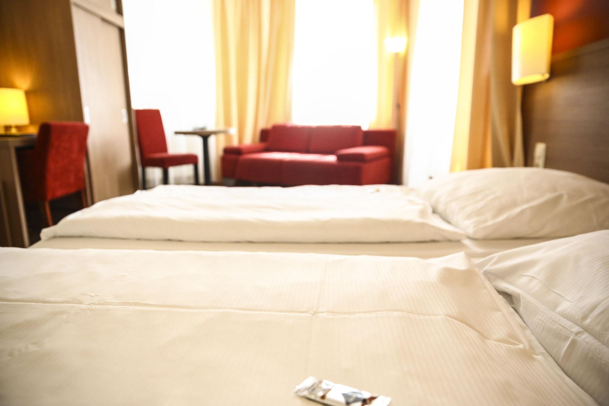 Hotel Marienthal Garni Hamburg-Harburg Buitenkant foto