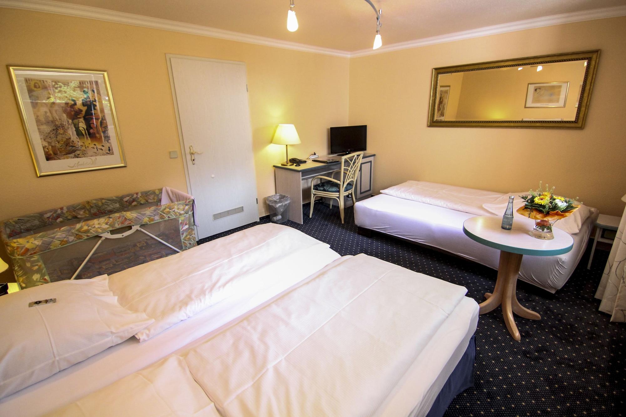 Hotel Marienthal Garni Hamburg-Harburg Buitenkant foto