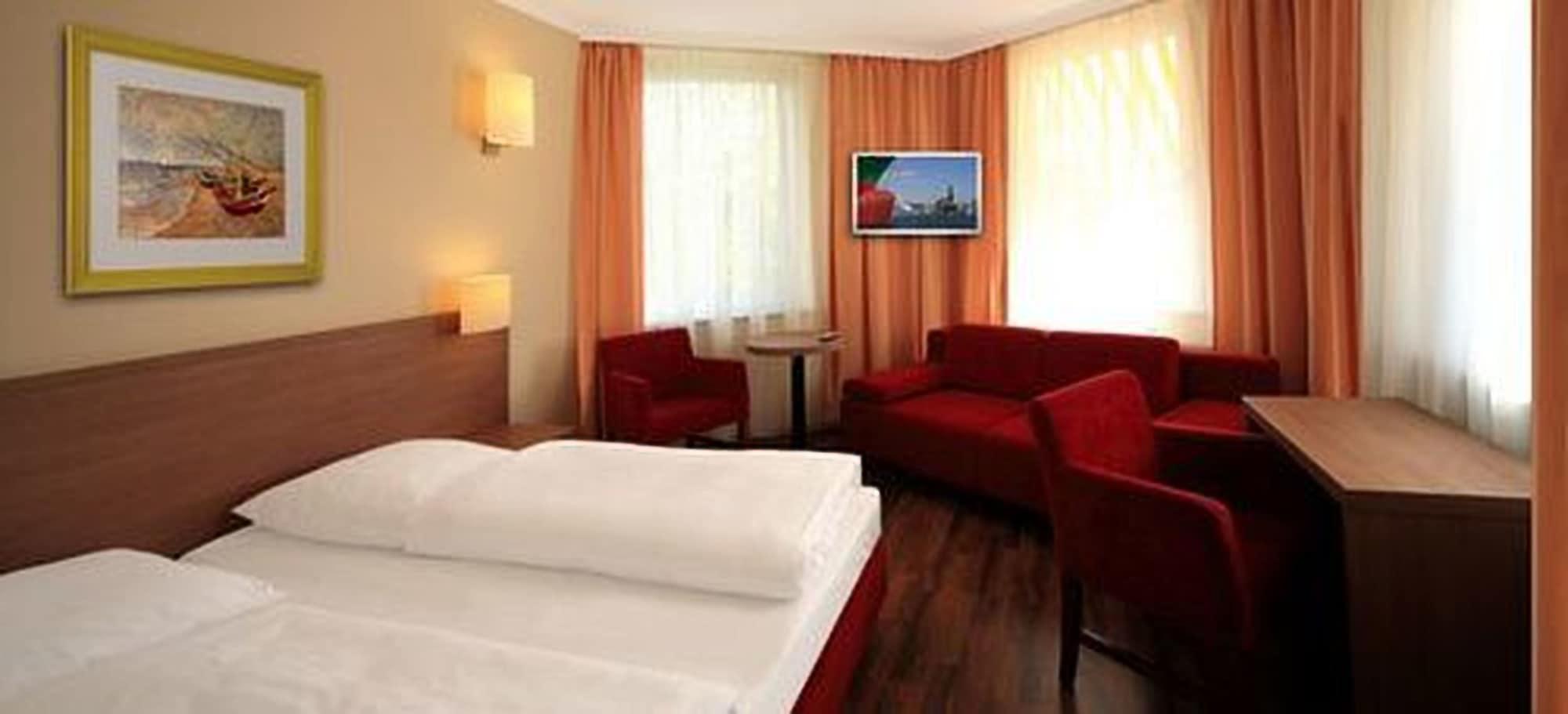 Hotel Marienthal Garni Hamburg-Harburg Buitenkant foto
