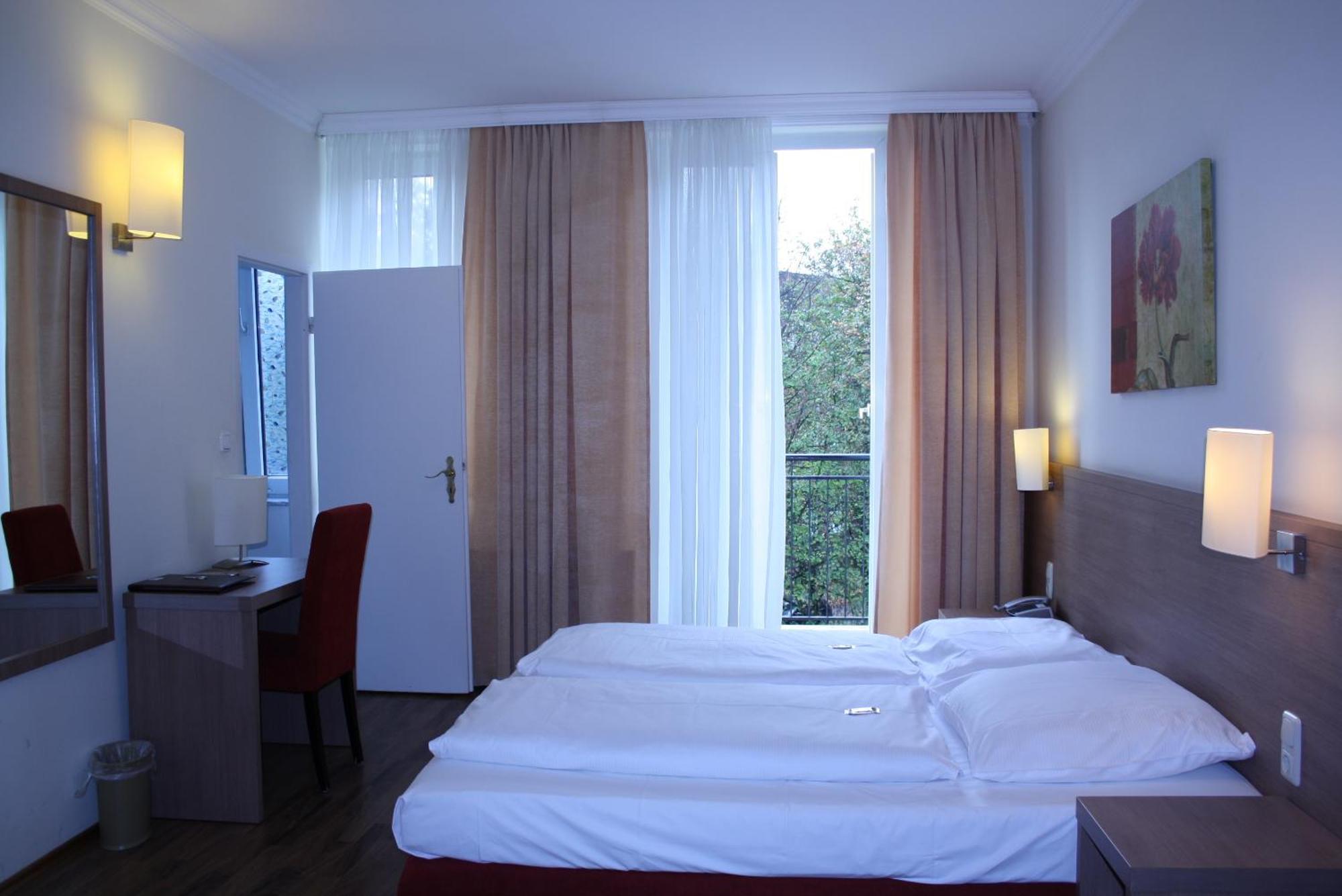 Hotel Marienthal Garni Hamburg-Harburg Buitenkant foto